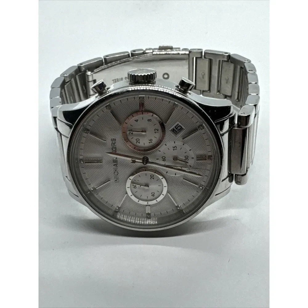 Michael Kors MK5985 Women Silver Stainless Steel Analog Dial Quartz Watch JNA744
